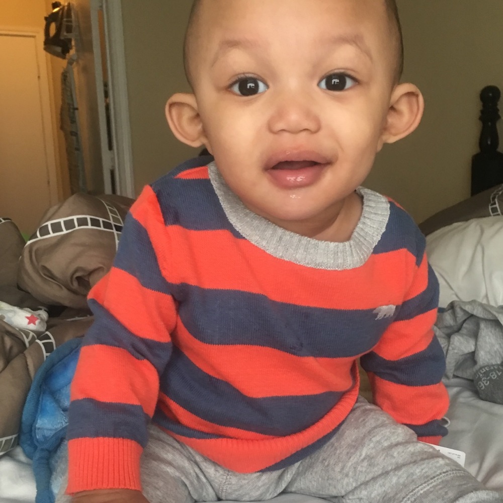 Baby stripped sweater